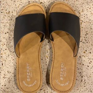 Sperry Sandals - 9